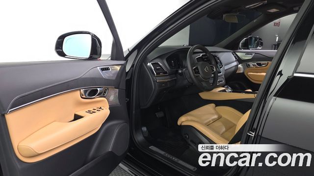 Volvo XC90 (II) B6 Ultimate Bright 2024 — фото 10