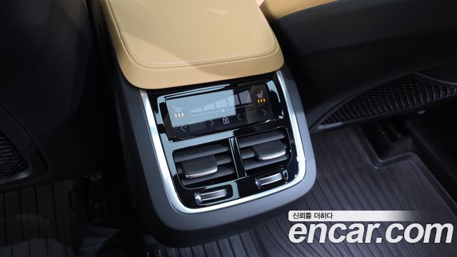 Volvo XC90 (II) B6 Ultimate Bright 2024 — фото 19