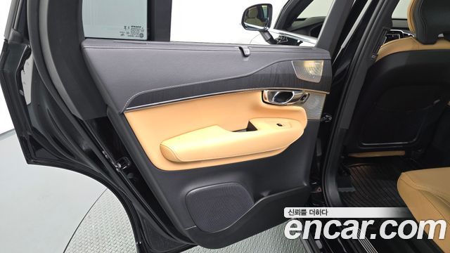 Volvo XC90 (II) B6 Ultimate Bright 2024 — фото 25