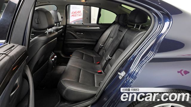 BMW 5 Series (F10) 528i Luxury 2014 — фото 12