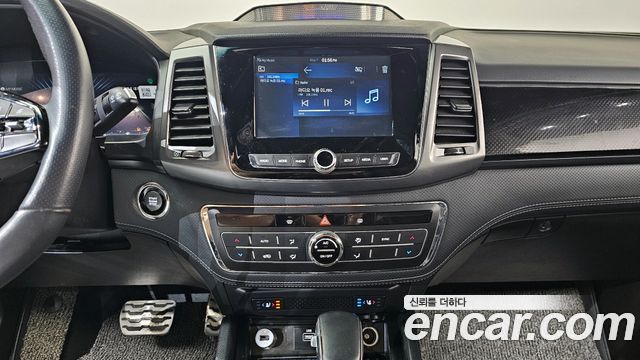 KG Mobility (SsangYong) Rexton Sports Khan Diesel 2.2 4WD Prestige 2022 — фото 13