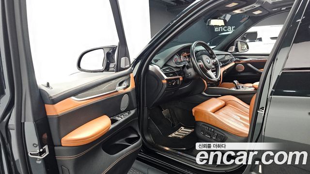 BMW X5M (F15) 4.4 2015 — фото 10