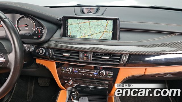 BMW X5M (F15) 4.4 2015 — фото 12