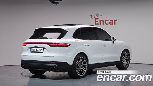 Porsche Cayenne (PO536) 3.0 PLATINUM EDITION 2023 — фото 2