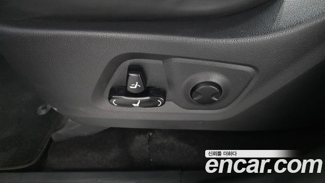 KG Mobility (SsangYong) Rexton Sports Khan Diesel 2.2 4WD Prestige 2022 — фото 18
