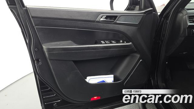 KG Mobility (SsangYong) Rexton Sports Khan Diesel 2.2 4WD Prestige 2022 — фото 24