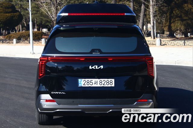 Kia Carnival (IV) Diesel 9-Seater Hi Limousine Signature 2024 — фото 4