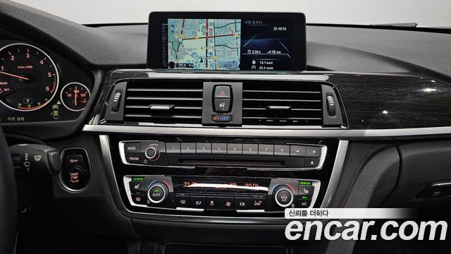 BMW 4 Series (F32) 420d Luxury GranCoupe 2015 — фото 18