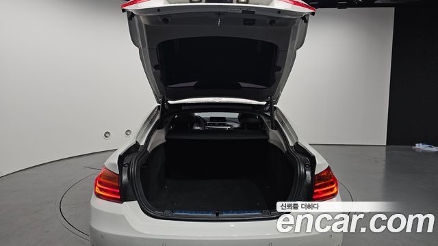 BMW 4 Series (F32) 420d Luxury GranCoupe 2015 — фото 24