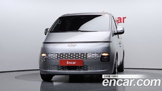 Hyundai Staria L3.5 Cargo 5-Seater Modern 2023 — фото 3
