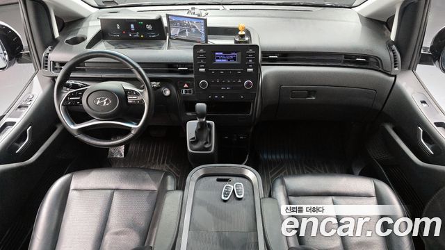 Hyundai Staria L3.5 Cargo 5-Seater Modern 2023 — фото 7