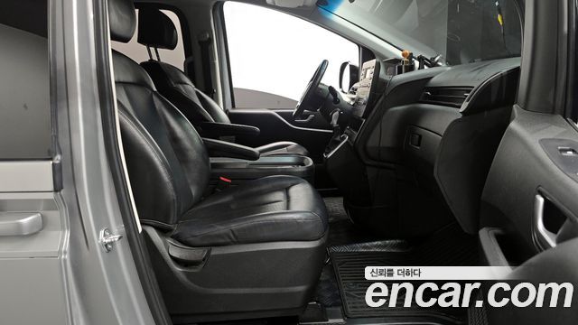 Hyundai Staria L3.5 Cargo 5-Seater Modern 2023 — фото 26