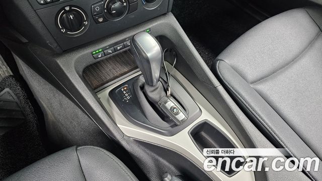 BMW X1 (E84) xDrive 18d 2012 — фото 9