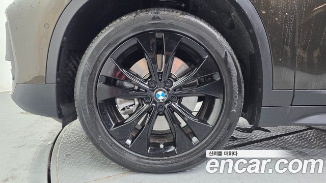 BMW X1 (F48) xDrive 20i Advantage 2020 — фото 5