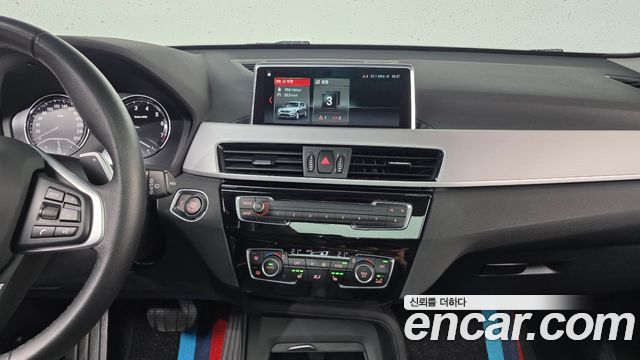 BMW X1 (F48) xDrive 20i Advantage 2020 — фото 14