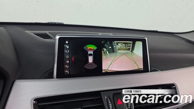 BMW X1 (F48) xDrive 20i Advantage 2020 — фото 15