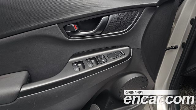 Hyundai Kona Gasoline 2.0 2WD 2.0 N 2022 — фото 31