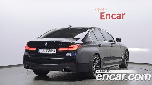 BMW 5 Series (G30) 520i M Sport 2022 — фото 2