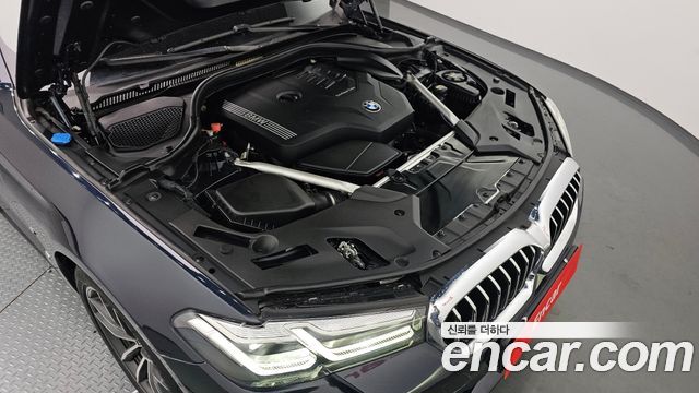 BMW 5 Series (G30) 520i M Sport 2022 — фото 6