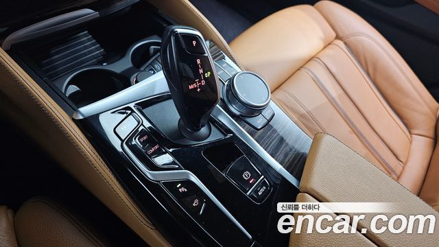 BMW 5 Series (G30) 520i M Sport 2022 — фото 9