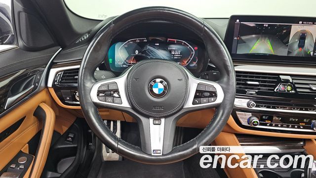 BMW 5 Series (G30) 520i M Sport 2022 — фото 17