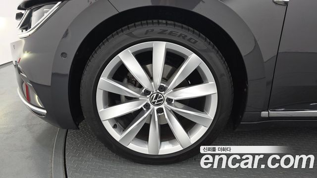 Volkswagen Arteon 2.0 TDI Prestige 2023 — фото 5