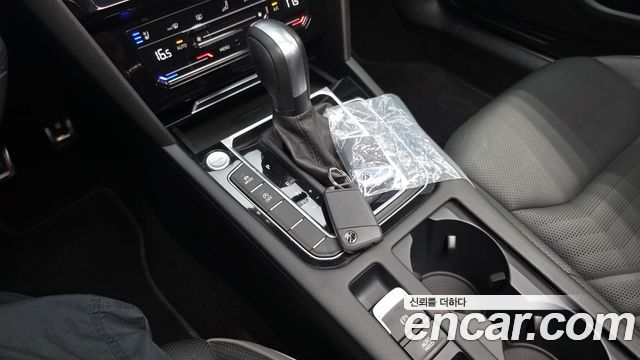Volkswagen Arteon 2.0 TDI Prestige 2023 — фото 9