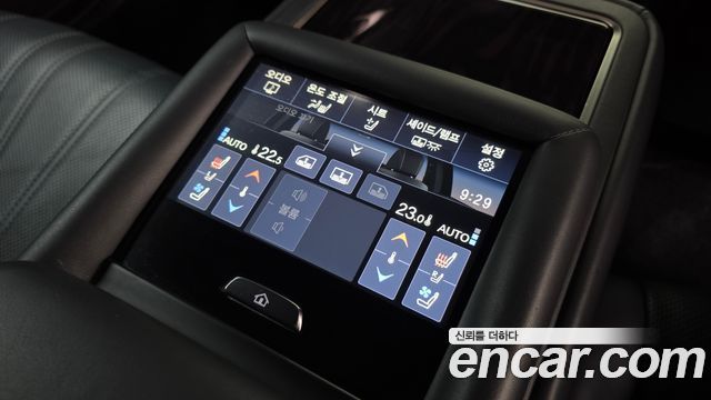 Lexus LS500 (V) 3.5 Luxury AWD 2021 — фото 18