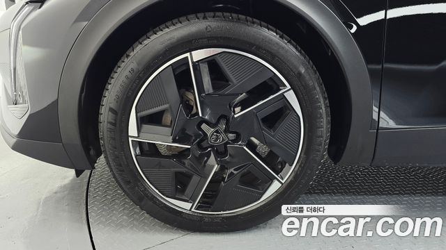 Peugeot 408 1.2 Pure Tech GT 2024 — фото 5