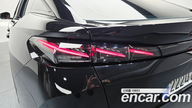Peugeot 408 1.2 Pure Tech GT 2024 — фото 23