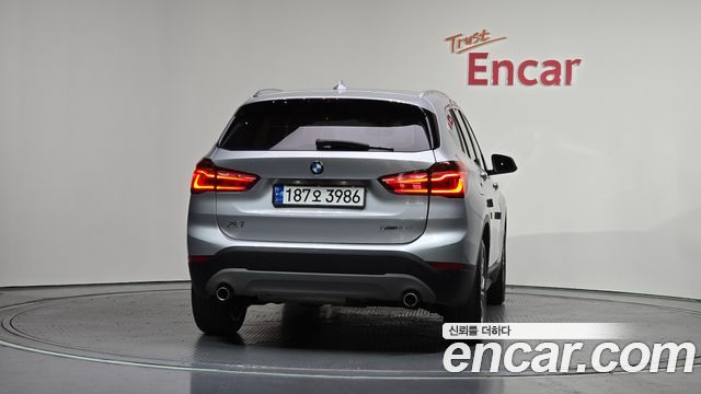 BMW X1 (F48) xDrive 18d Premium 2018 — фото 4