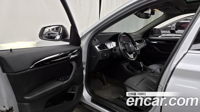 BMW X1 (F48) xDrive 18d Premium 2018 — фото 10