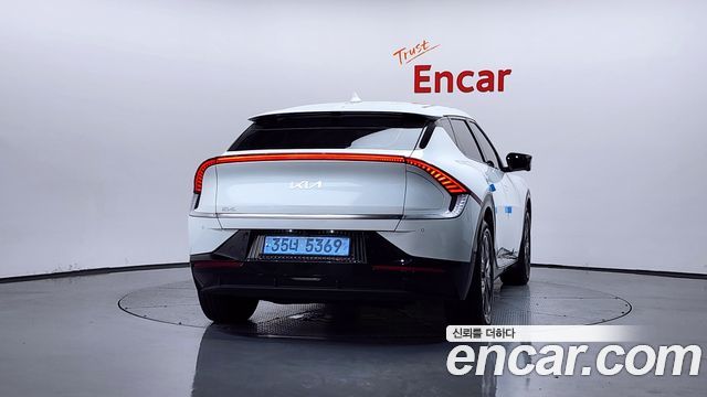 Kia EV6 Long Range Earth 2022 — фото 4