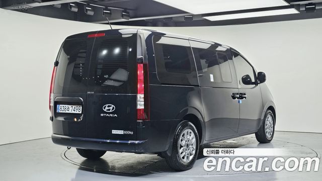 Hyundai Staria HEV 1.6 Cargo 5-Seater Modern 2025 — фото 2