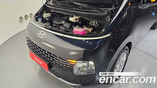 Hyundai Staria HEV 1.6 Cargo 5-Seater Modern 2025 — фото 6