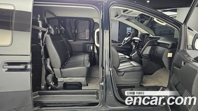 Hyundai Staria HEV 1.6 Cargo 5-Seater Modern 2025 — фото 11