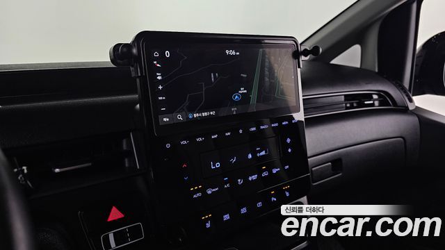 Hyundai Staria HEV 1.6 Cargo 5-Seater Modern 2025 — фото 16
