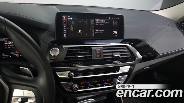 BMW X4 (G02) xDrive20i xLine 2021 — фото 14