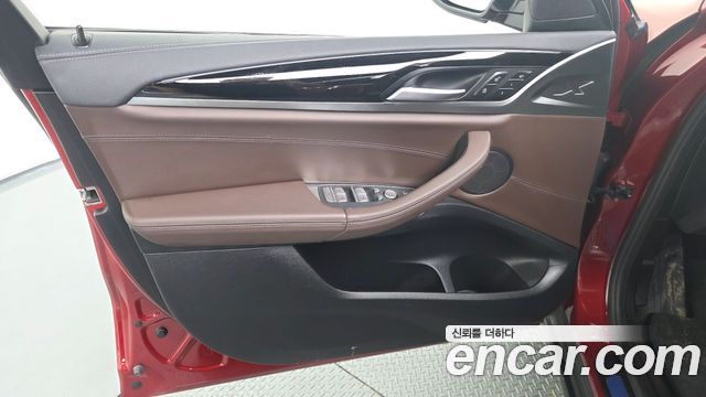 BMW X4 (G02) xDrive20i xLine 2021 — фото 24