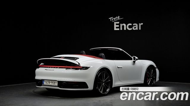 Porsche 911 (992) Carrera 4S Cabriolet 2021 — фото 2