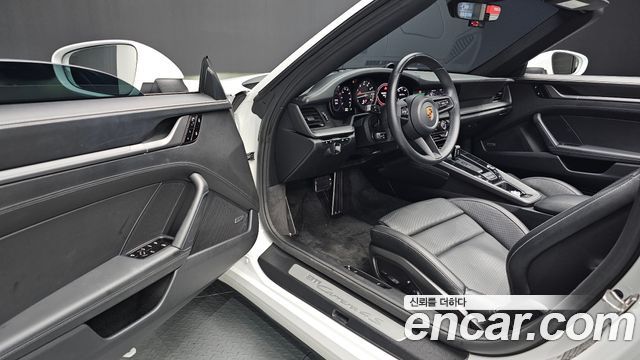 Porsche 911 (992) Carrera 4S Cabriolet 2021 — фото 15