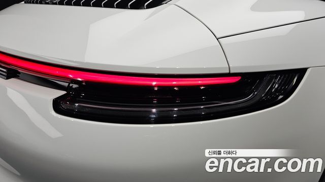 Porsche 911 (992) Carrera 4S Cabriolet 2021 — фото 29