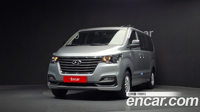 Hyundai Grand Starex Van 5-Seater Modern 2021 — фото 3