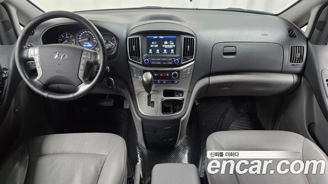 Hyundai Grand Starex Van 5-Seater Modern 2021 — фото 7