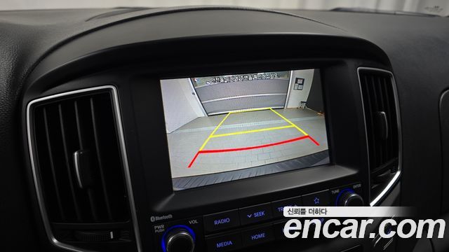 Hyundai Grand Starex Van 5-Seater Modern 2021 — фото 15