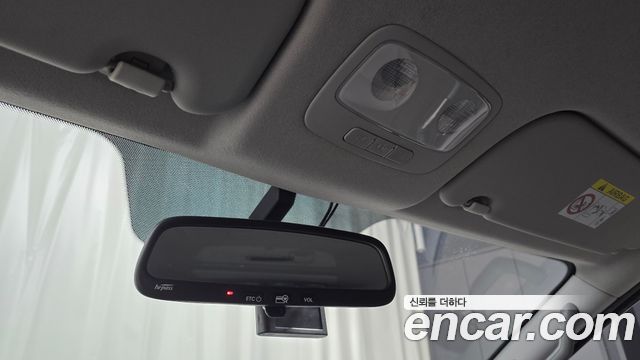 Hyundai Grand Starex Van 5-Seater Modern 2021 — фото 19