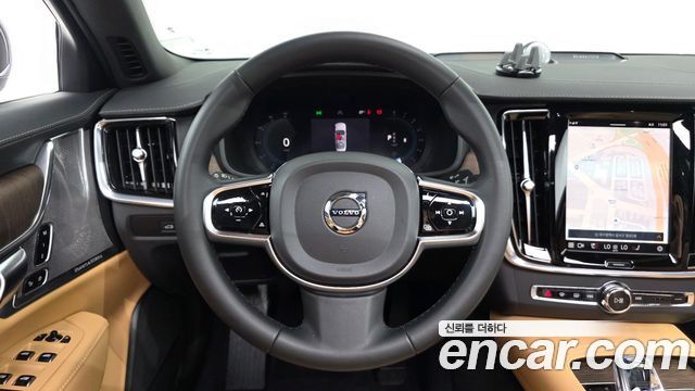 Volvo S90 B5 Ultimate Bright 2023 — фото 16