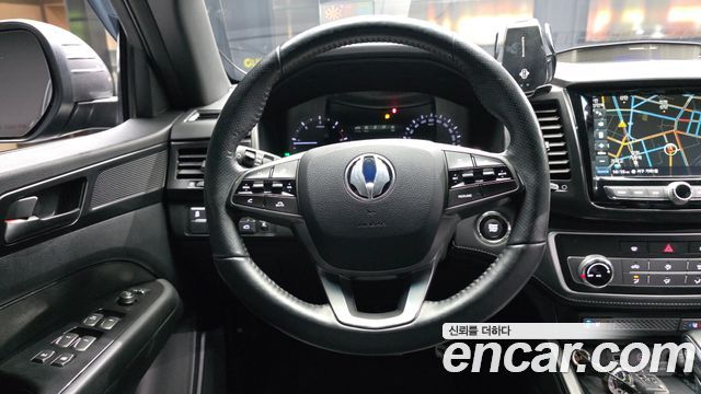 KG Mobility (SsangYong) Rexton Sports Khan Diesel 2.2 4WD Dynamic Edition (5-Link) 2021 — фото 13