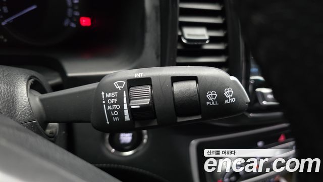 KG Mobility (SsangYong) Rexton Sports Khan Diesel 2.2 4WD Dynamic Edition (5-Link) 2021 — фото 19