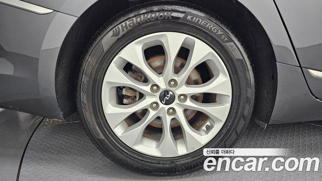 Kia K8 2.5 Gasoline 2WD Noblesse 2023 — фото 5